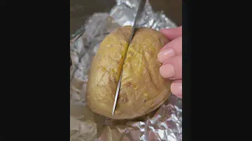 Крошка-картошка с крабовым салатом