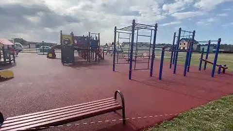 Резиновое покрытие для детской площадки с укладкой под ключ №2