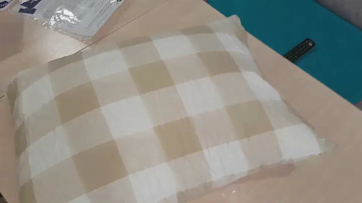 Подушка из измельчённый латекс.