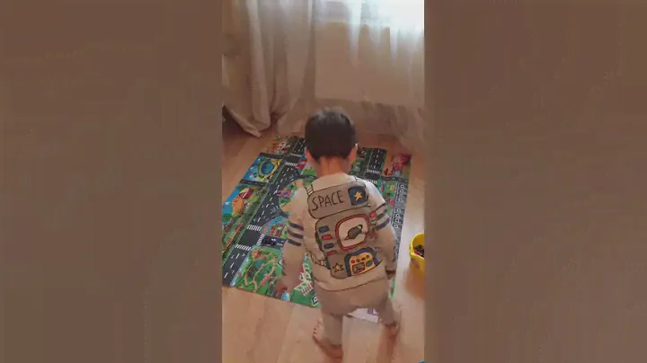 Детский развивающий коврик с Aliexpress.
