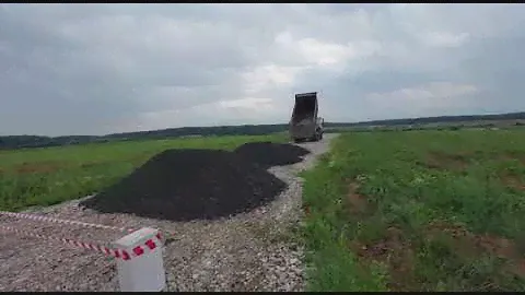 Строительство дороги поселка из асфальтной крошки
