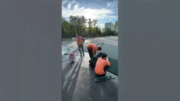 Укладка резиновой крошки