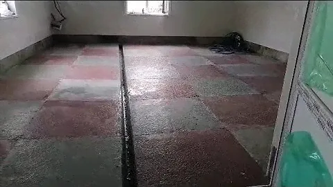 Шлифовка бетонного пола с мраморной крошкой