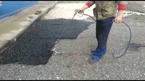 Нанесение пропитки «Пасфадор» на асфальтовую крошку